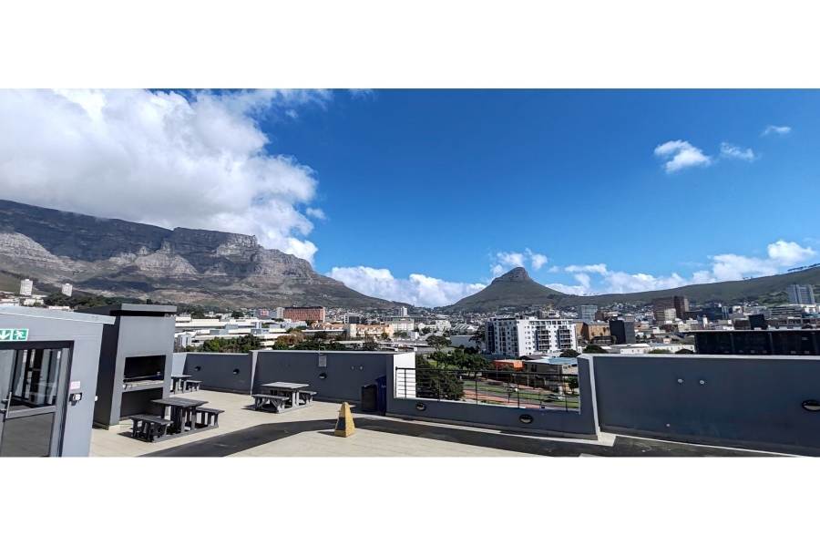 1 Bedroom Property for Sale in Zonnebloem Western Cape